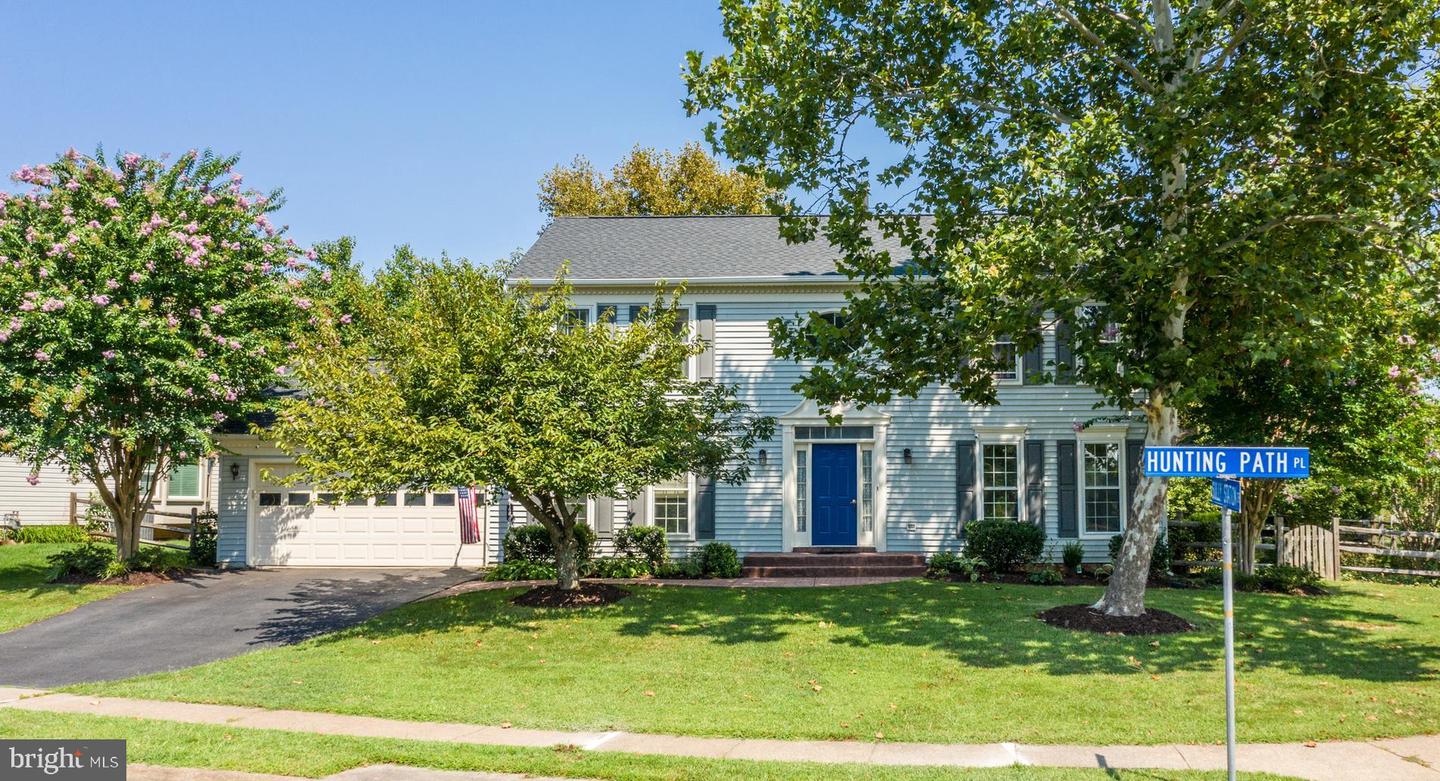 14800 HUNTING PATH PLACE