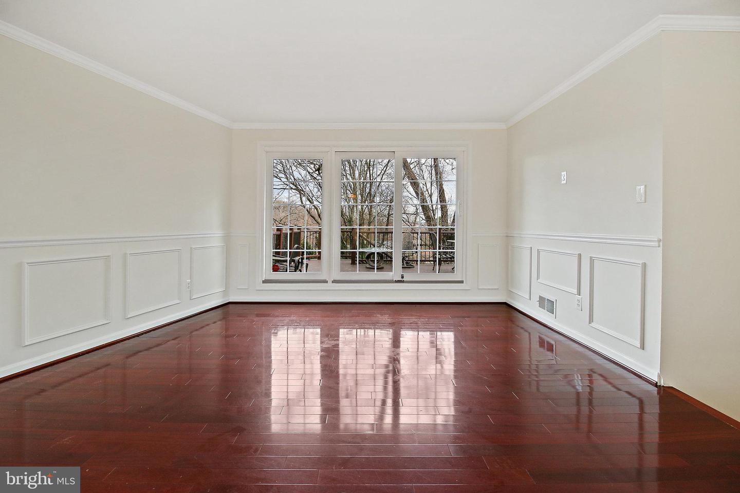 6316 PHYLLIS LANE