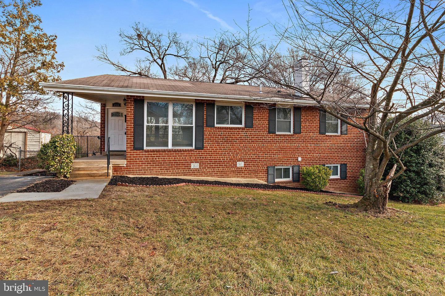 6316 PHYLLIS LANE