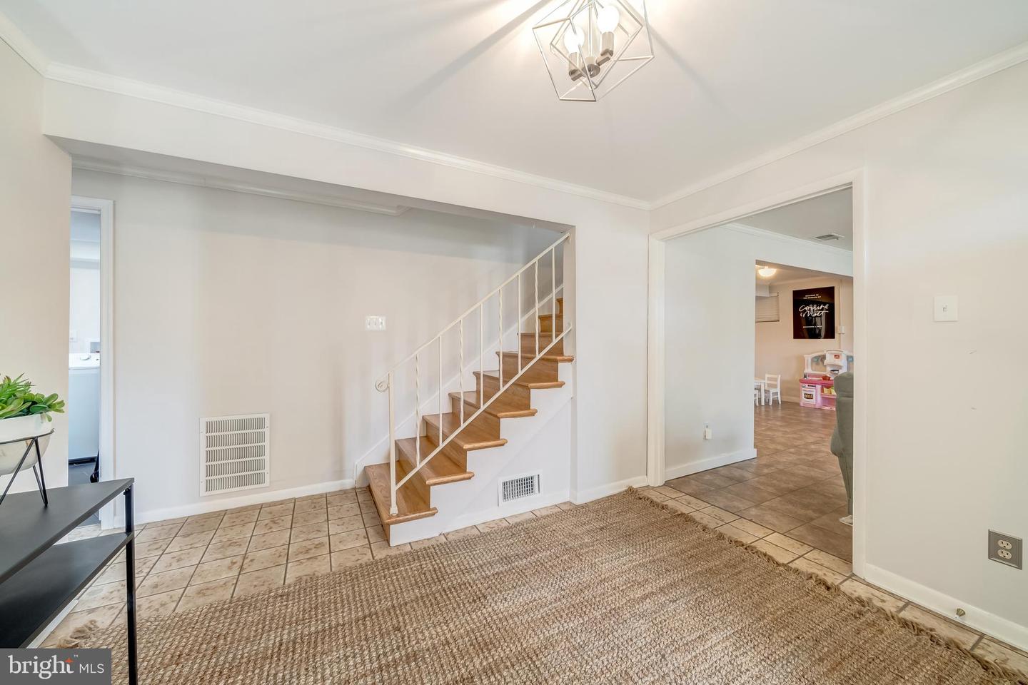 4533 EATON PLACE