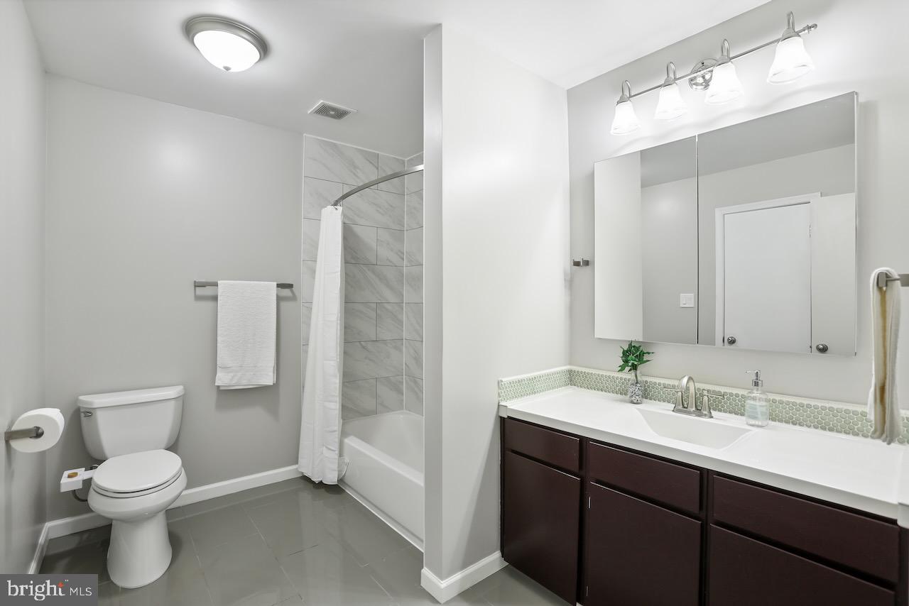 4179 PLEASANT MEADOW COURT Unit: 100E