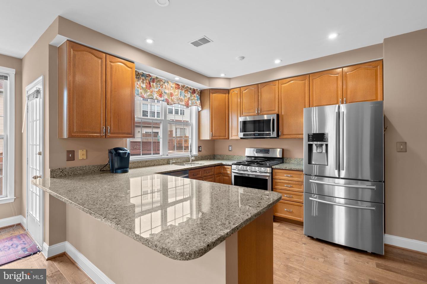 6131 BRICKER LANE