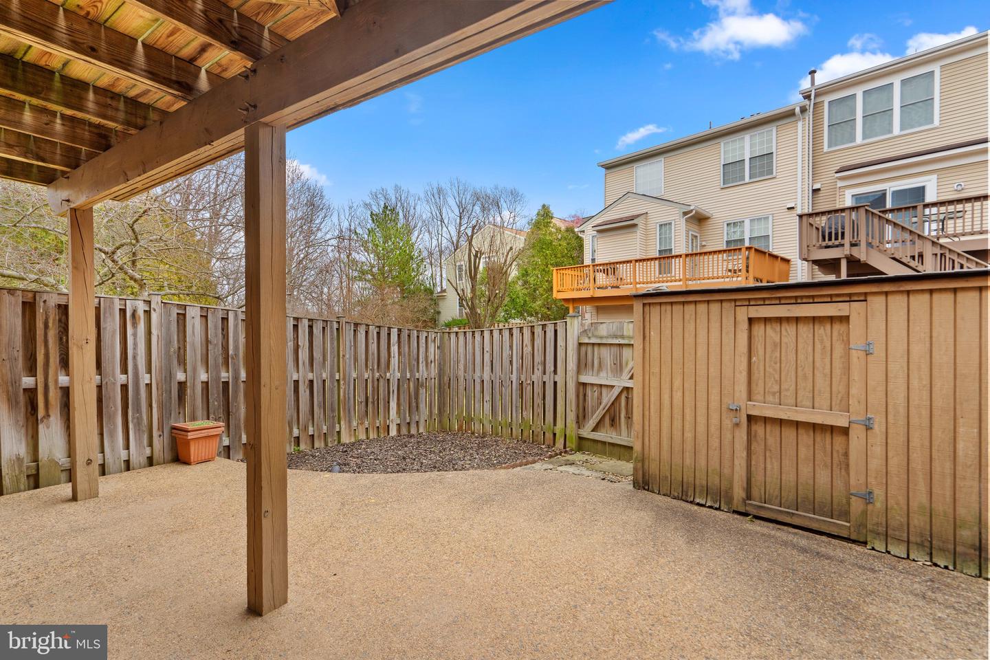 6131 BRICKER LANE