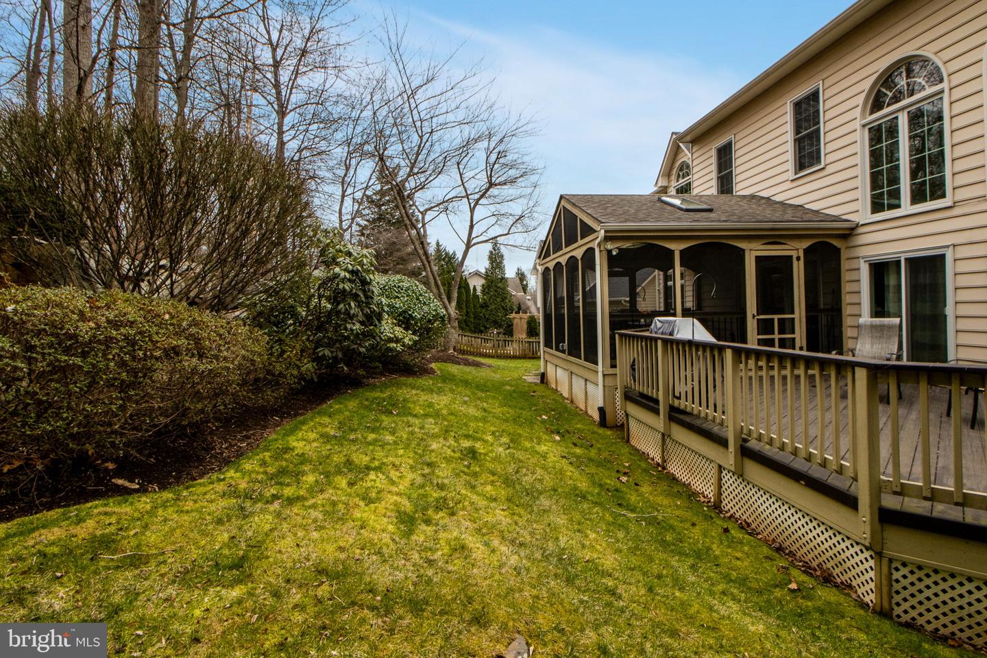 12009 CREEKBEND DRIVE