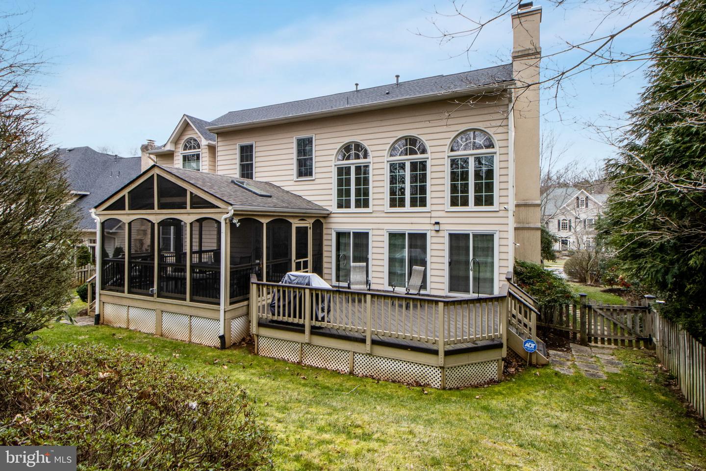 12009 CREEKBEND DRIVE