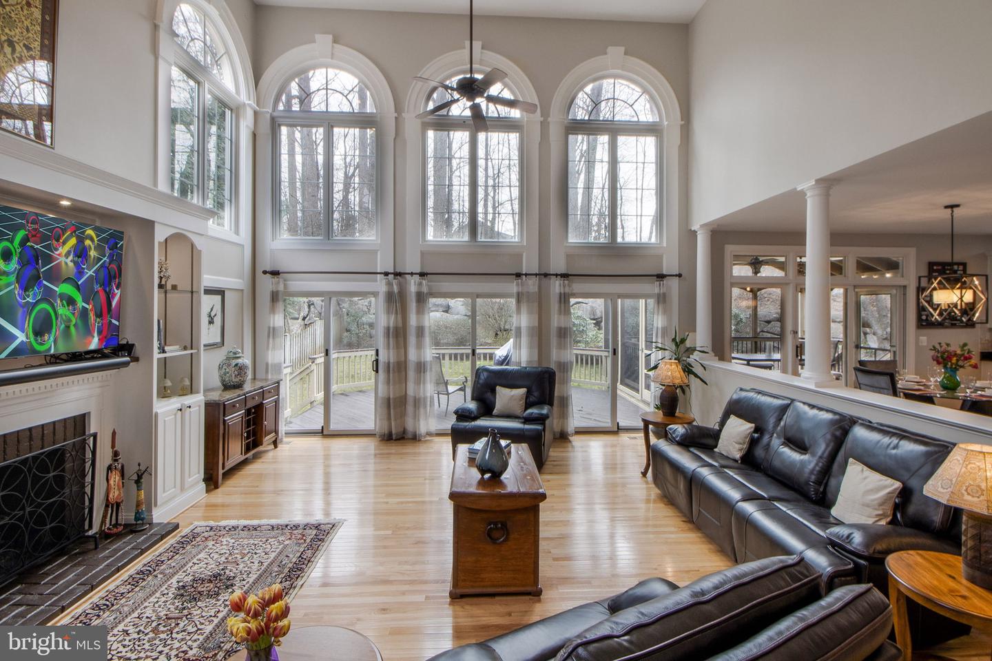 12009 CREEKBEND DRIVE