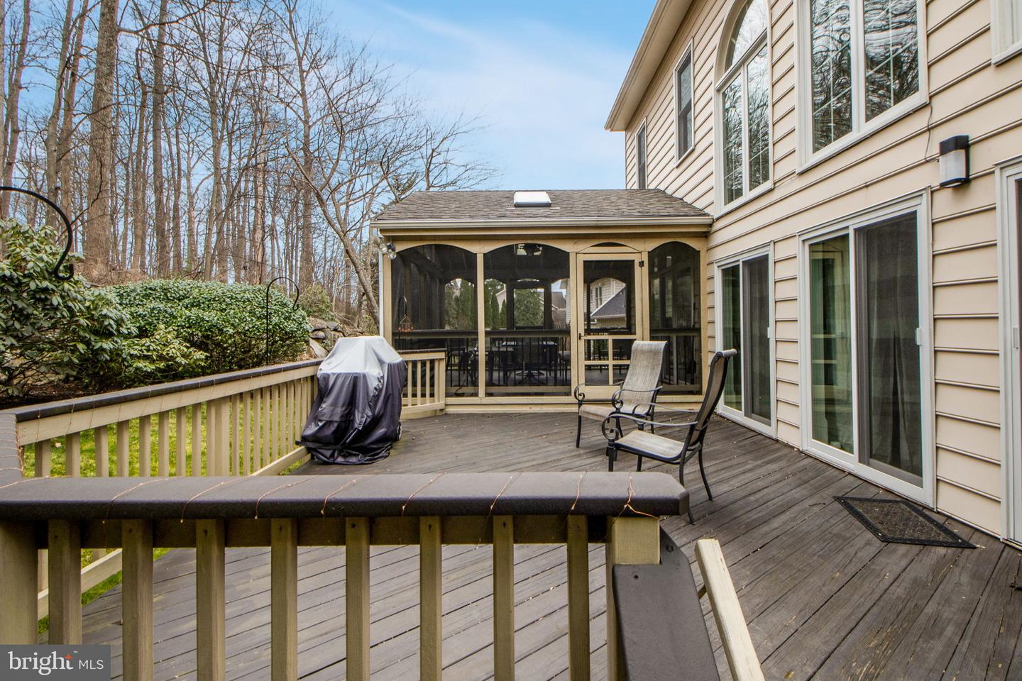 12009 CREEKBEND DRIVE