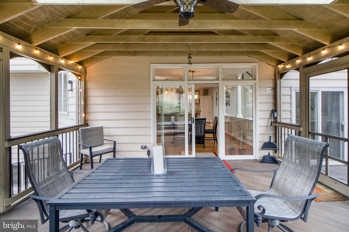 12009 CREEKBEND DRIVE