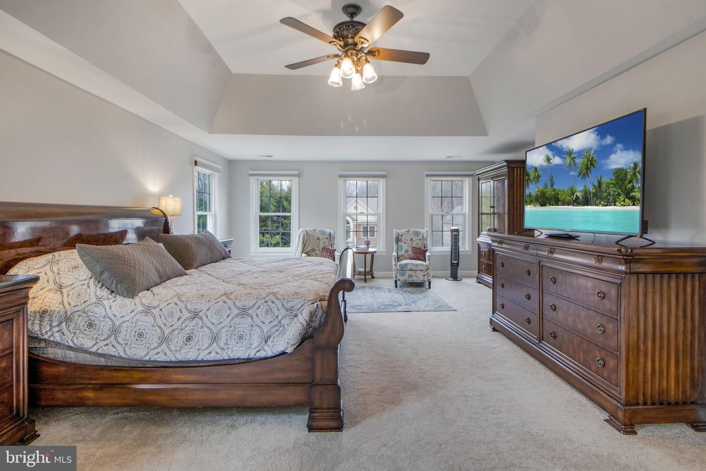 12009 CREEKBEND DRIVE