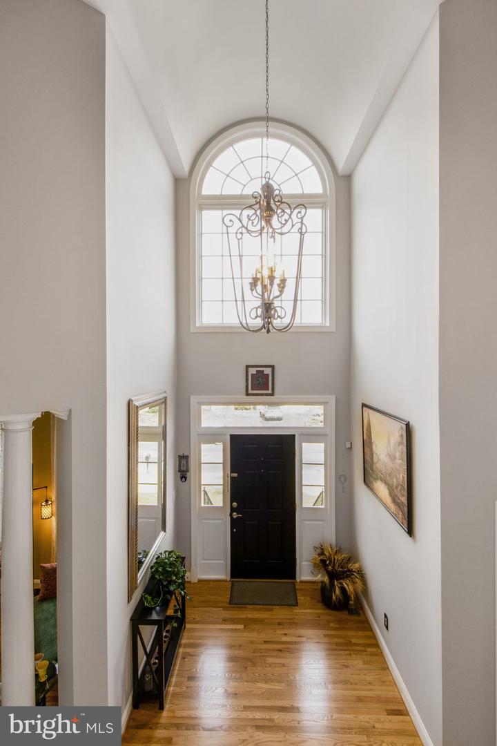 12009 CREEKBEND DRIVE