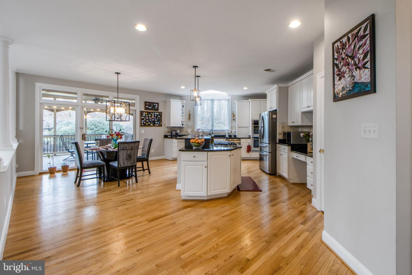 12009 CREEKBEND DRIVE