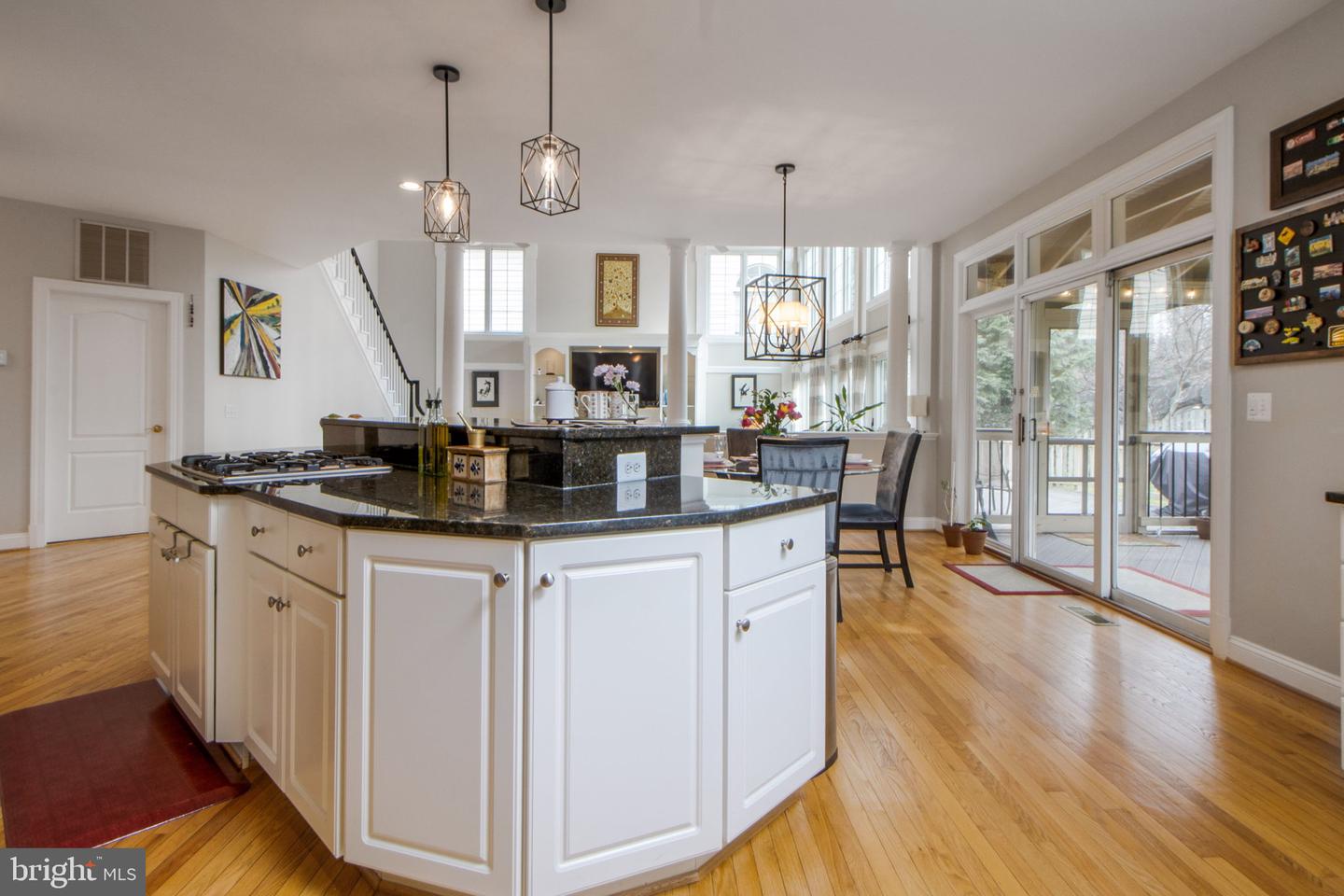12009 CREEKBEND DRIVE
