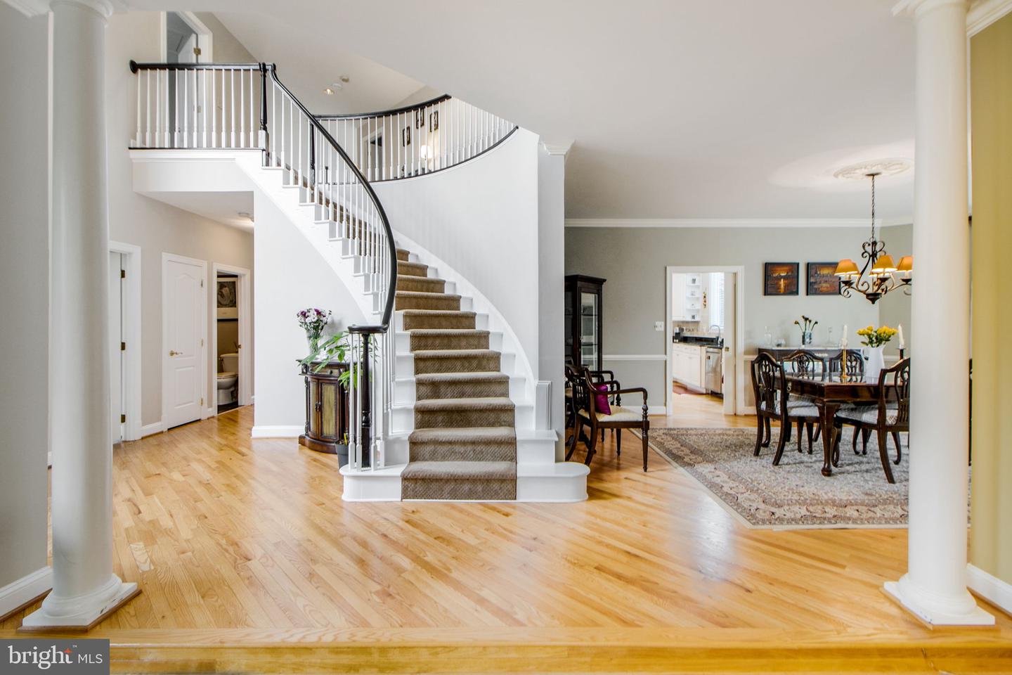 12009 CREEKBEND DRIVE