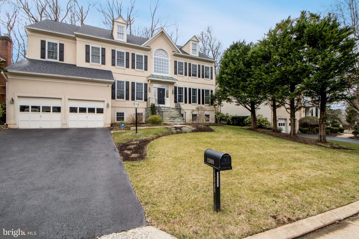 12009 CREEKBEND DRIVE