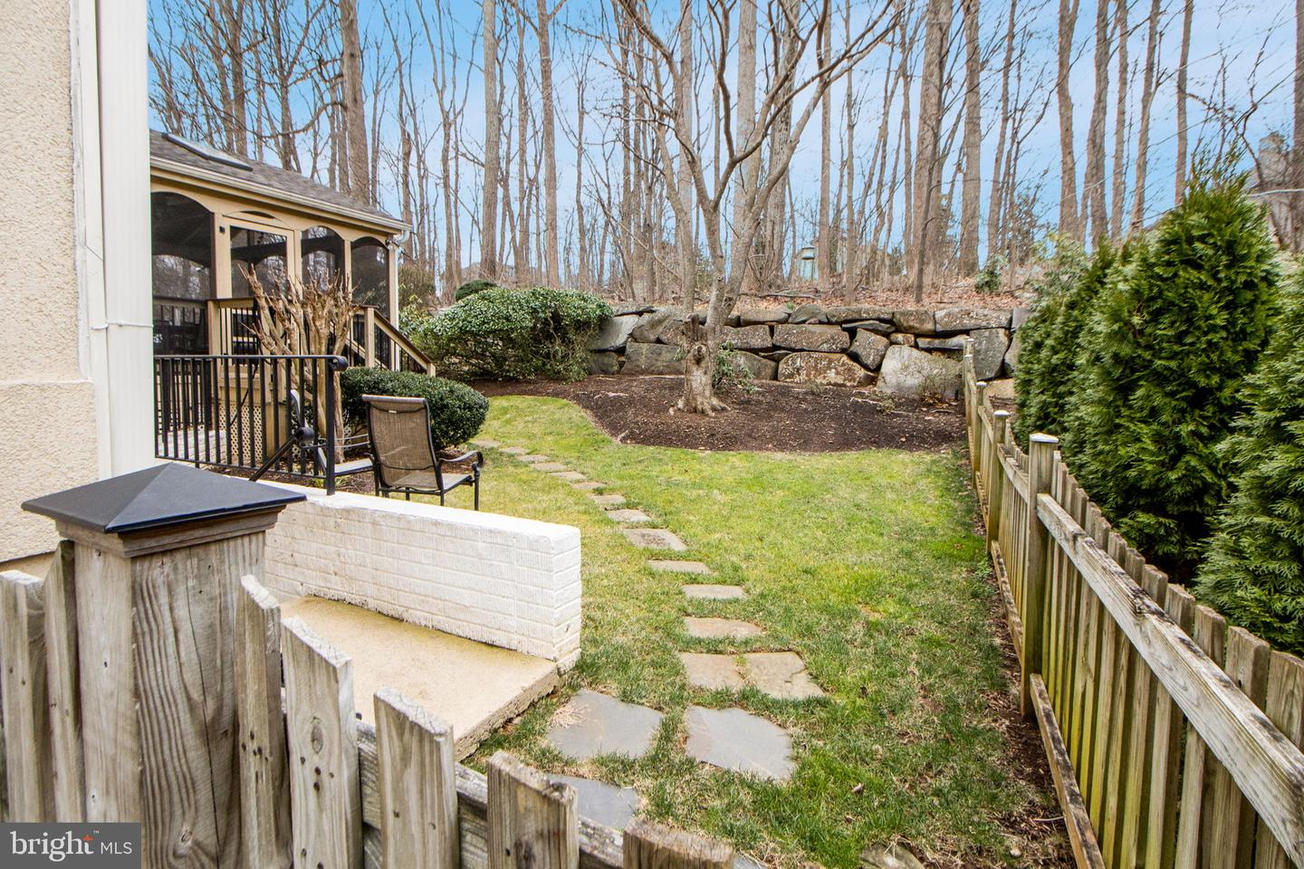 12009 CREEKBEND DRIVE