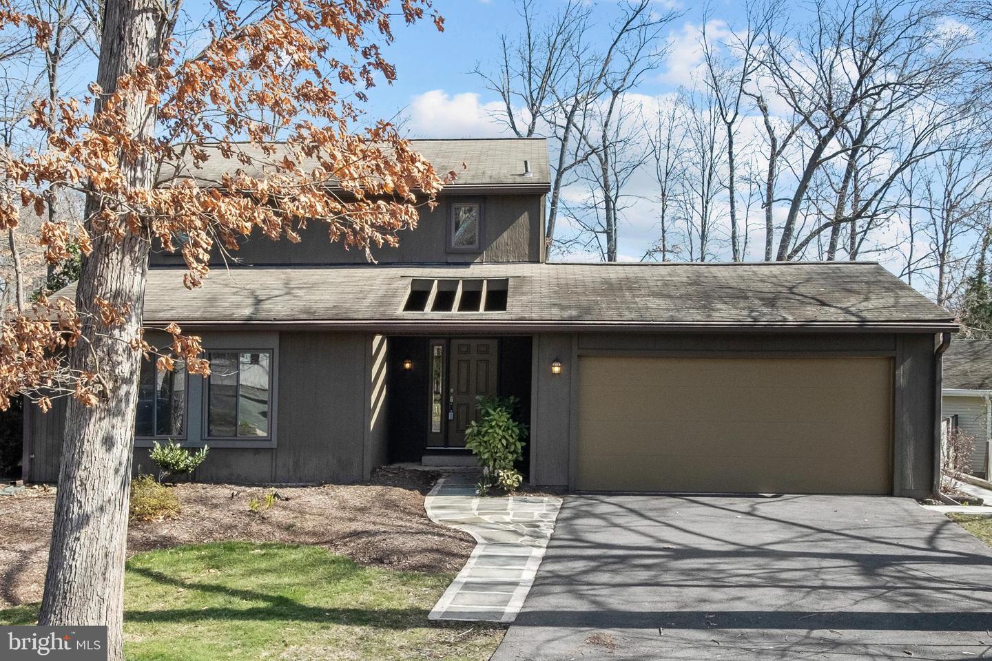 1513 MILLIKENS BEND ROAD