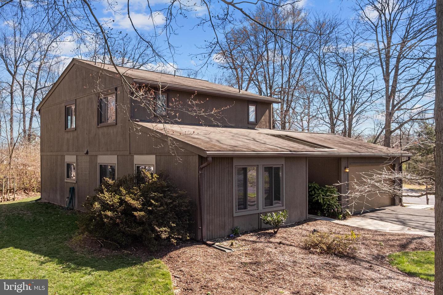 1513 MILLIKENS BEND ROAD
