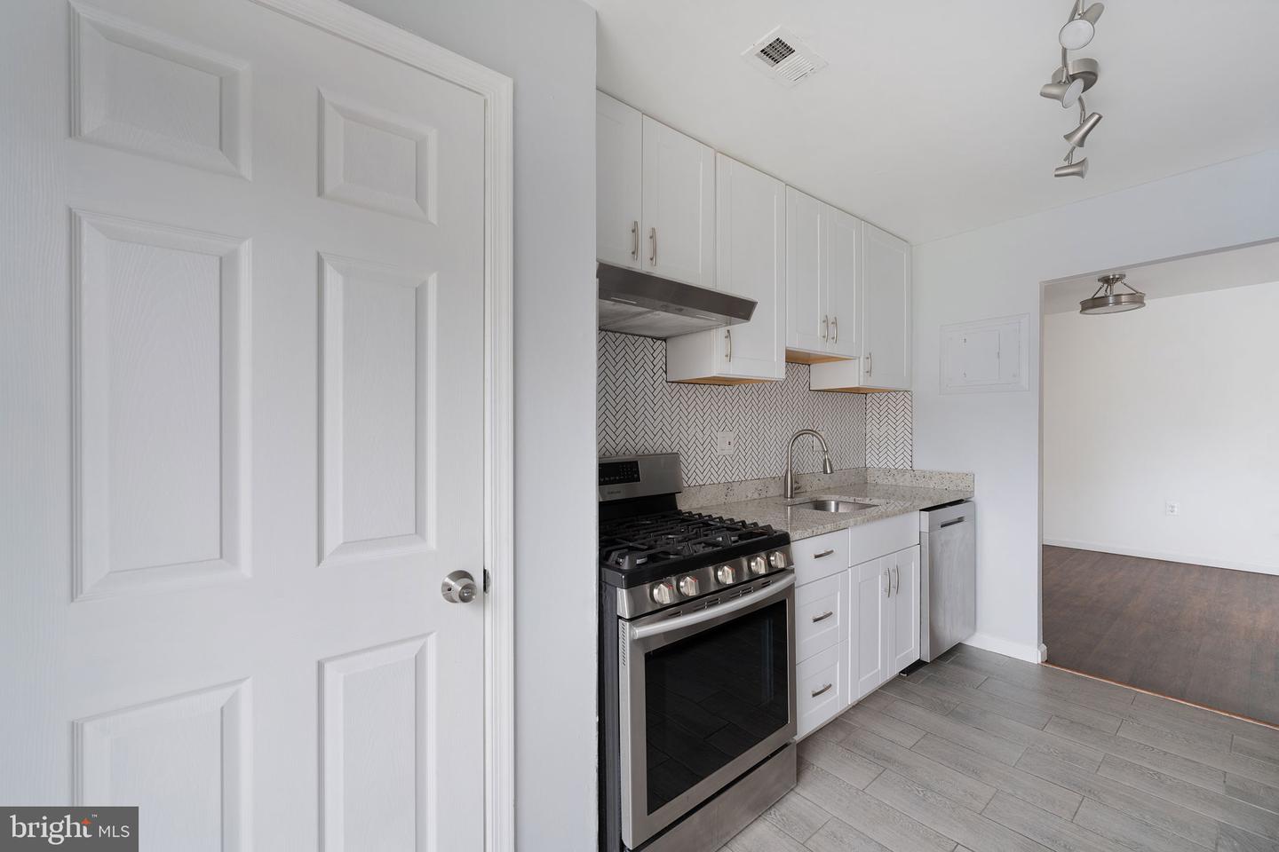5606 BISMACH DRIVE Unit: 101