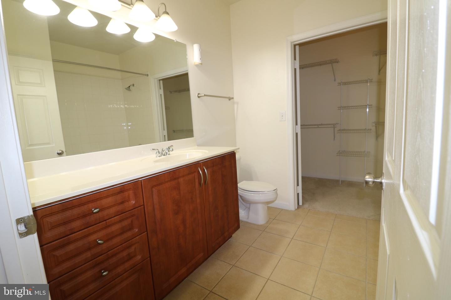 12953 CENTRE PARK CIRCLE Unit: 217