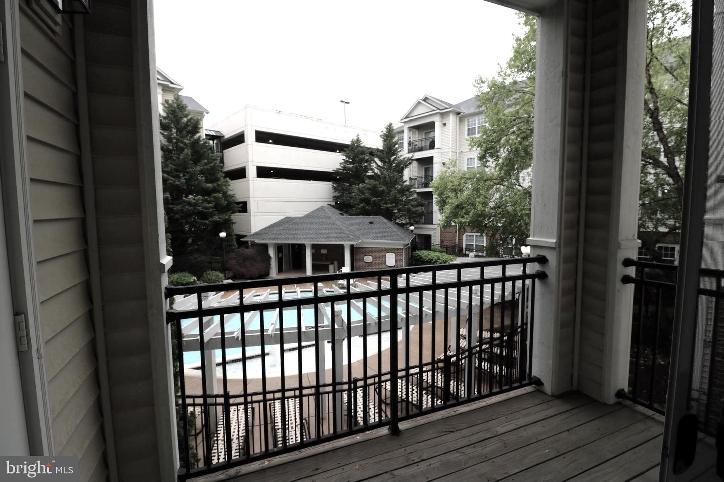 12953 CENTRE PARK CIRCLE Unit: 217