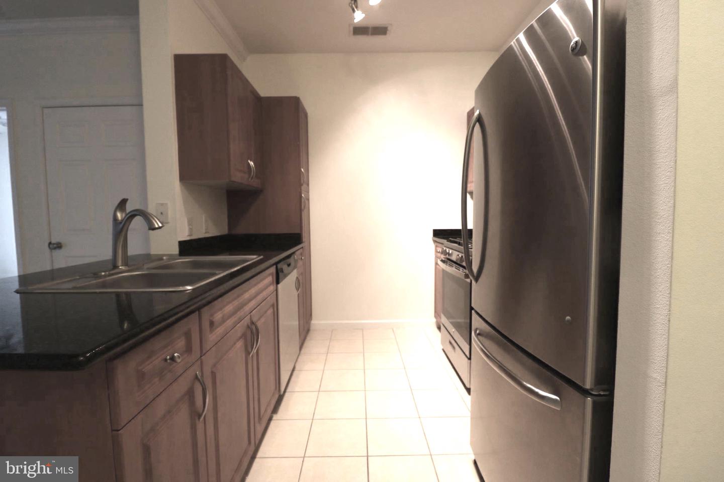 12953 CENTRE PARK CIRCLE Unit: 217