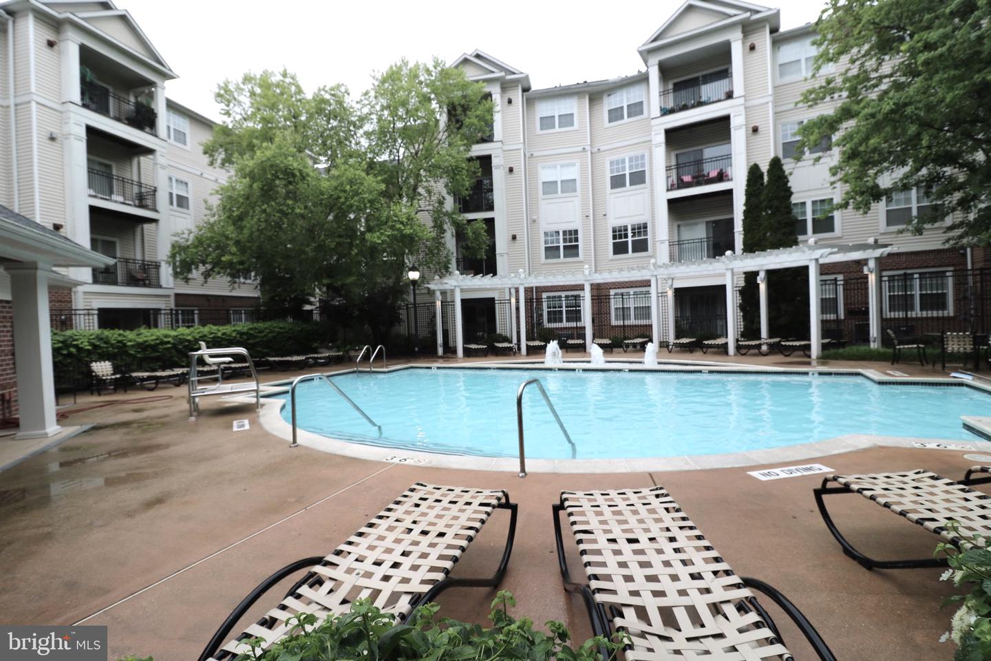 12953 CENTRE PARK CIRCLE Unit: 217