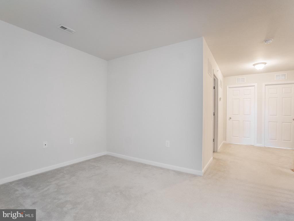 3057 RITTENHOUSE CIRCLE Unit: 68
