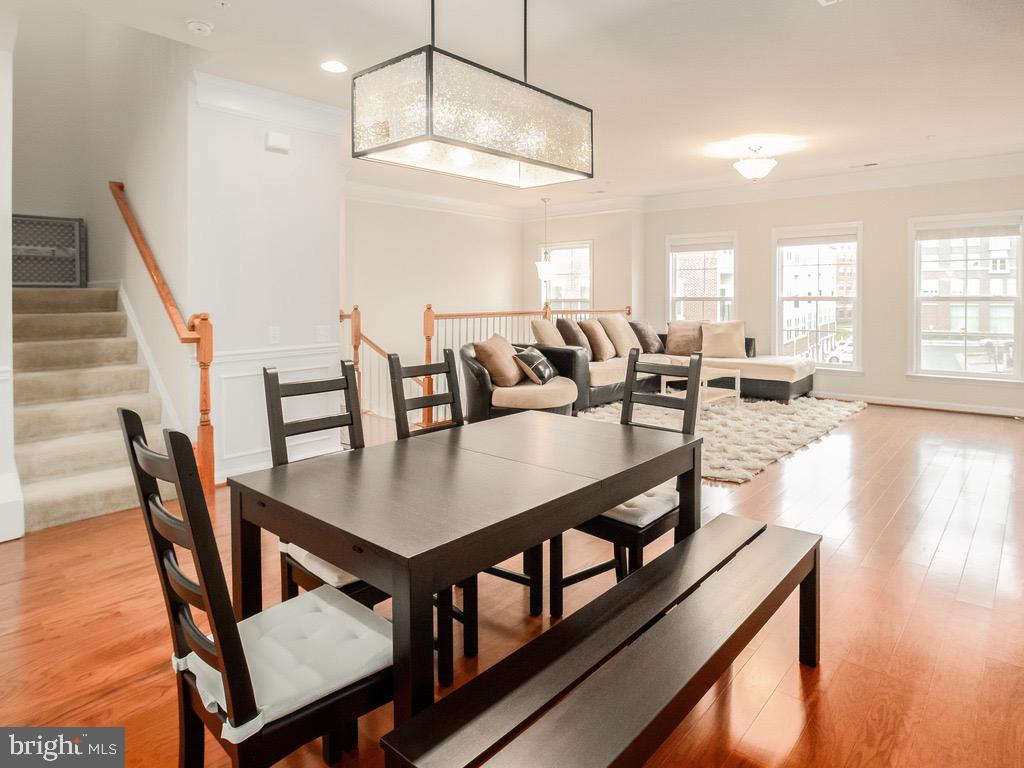3057 RITTENHOUSE CIRCLE Unit: 68