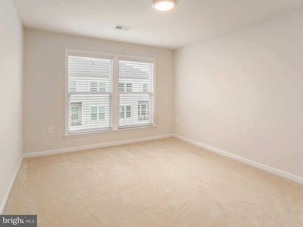 3057 RITTENHOUSE CIRCLE Unit: 68
