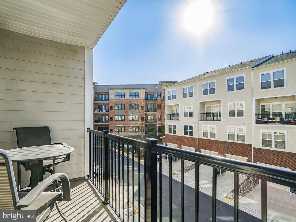 3057 RITTENHOUSE CIRCLE Unit: 68