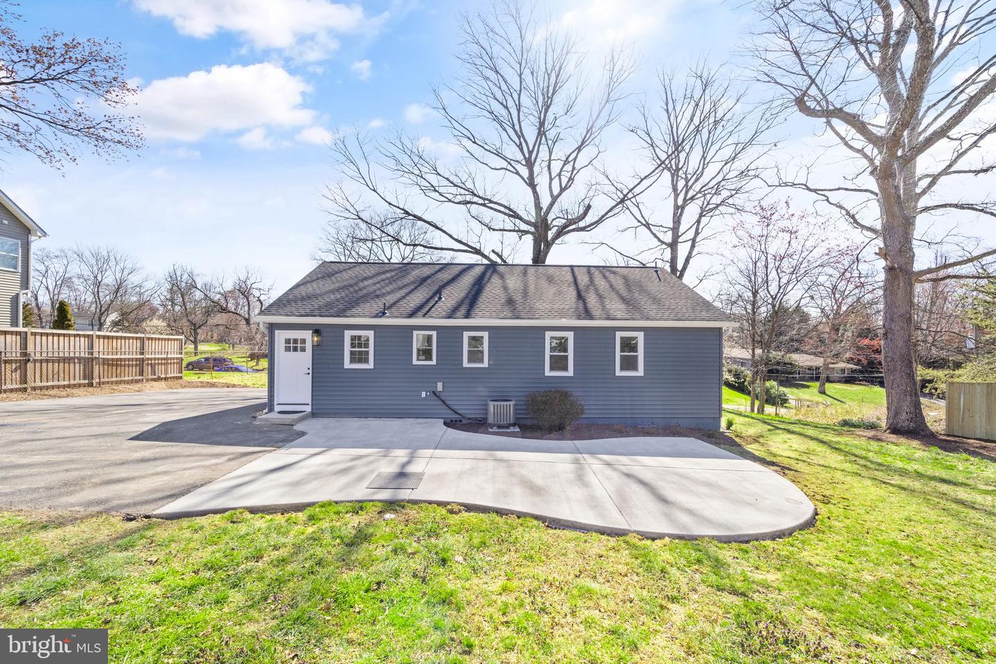 7422 GENE STREET