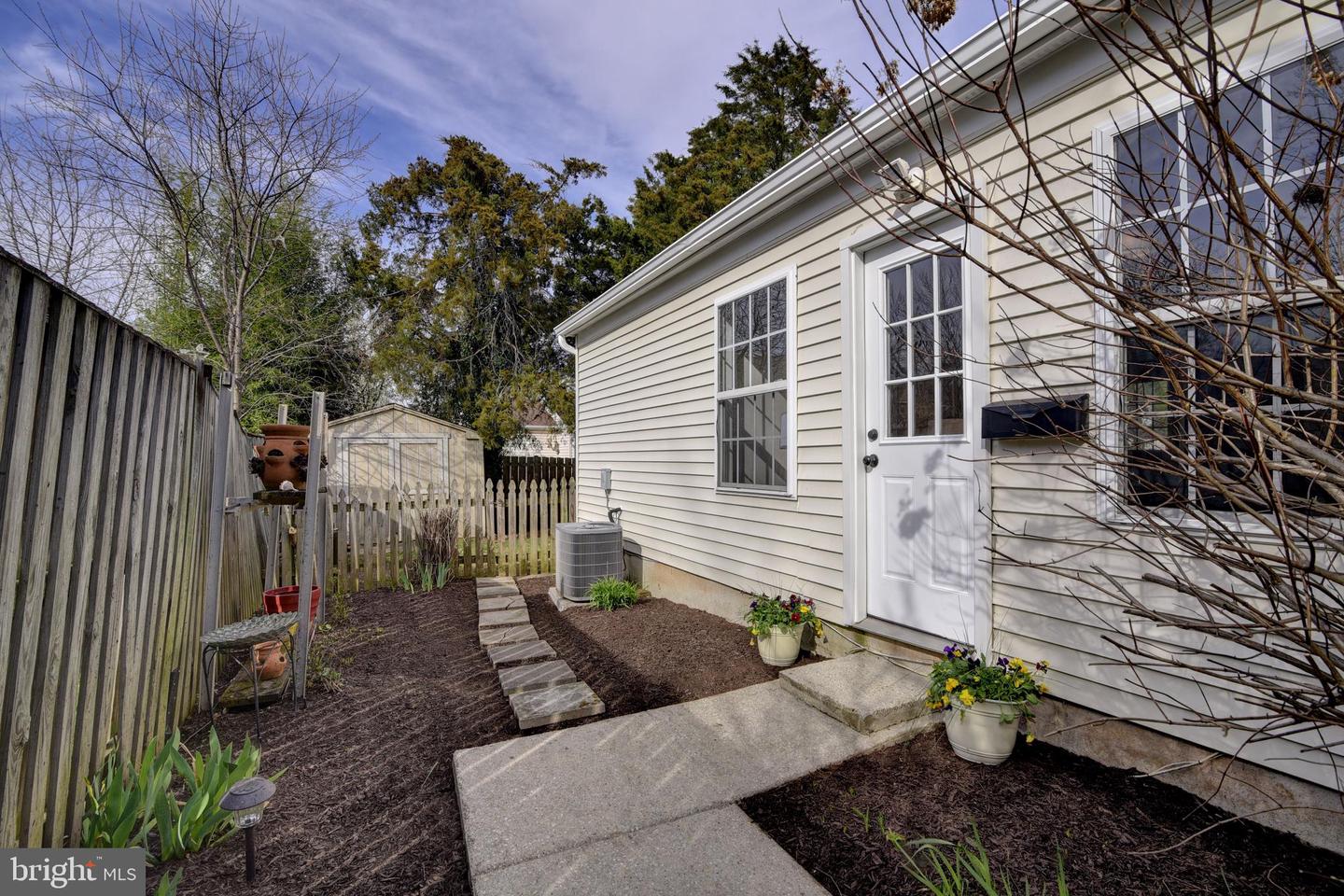 12802 SCRANTON COURT