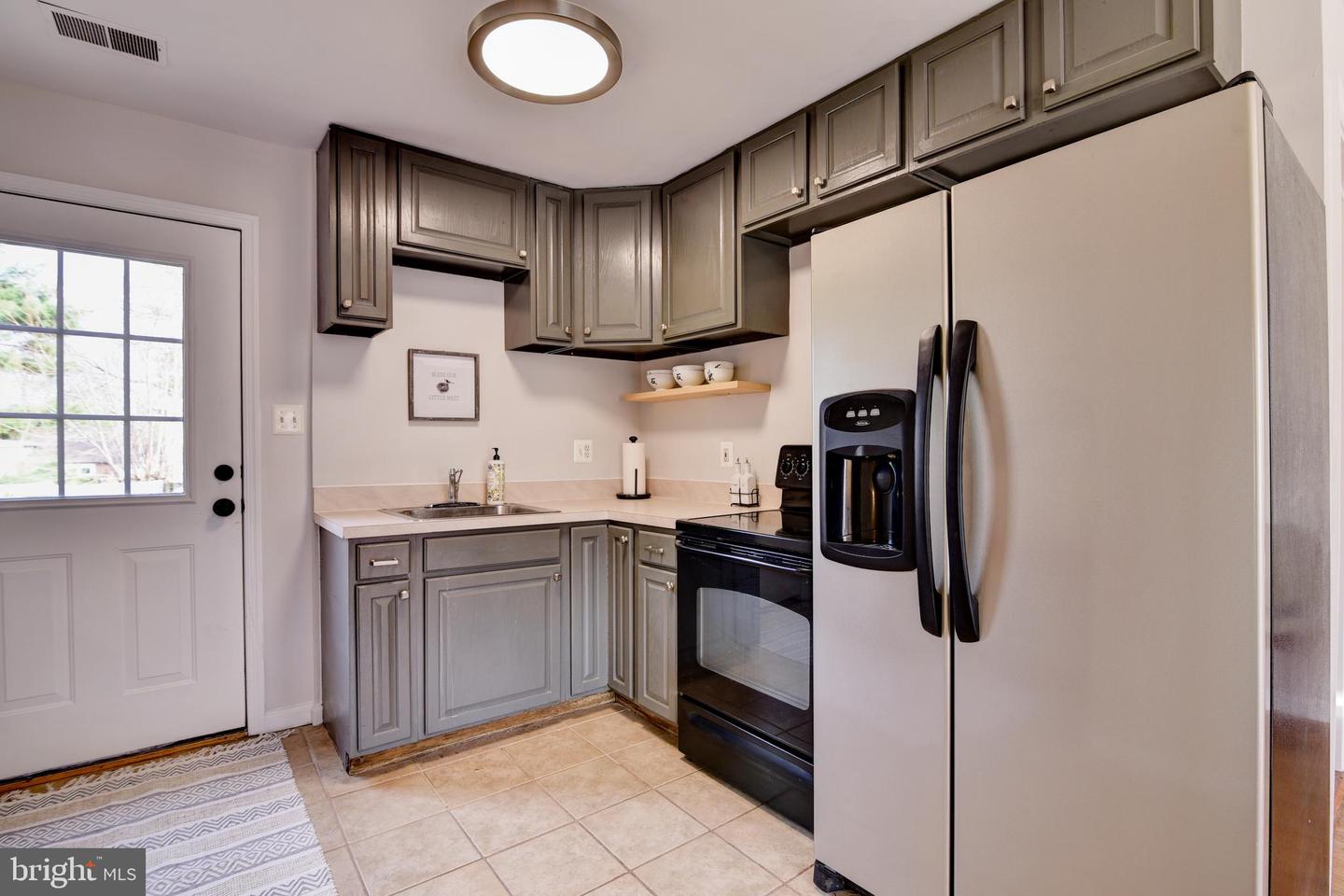 12802 SCRANTON COURT