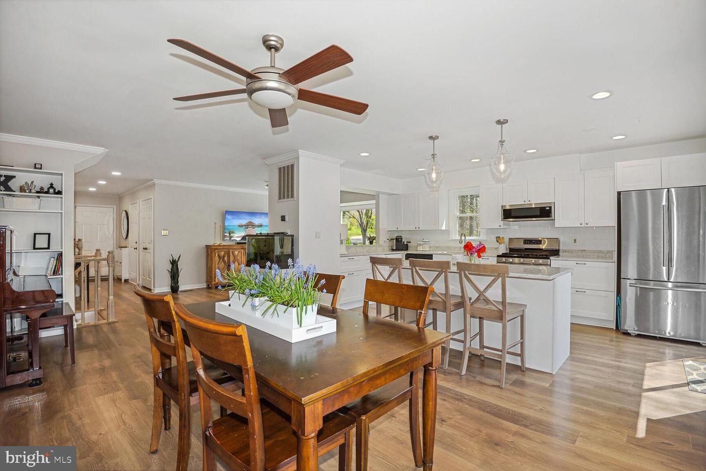 9001 GOLDEN SUNSET LANE