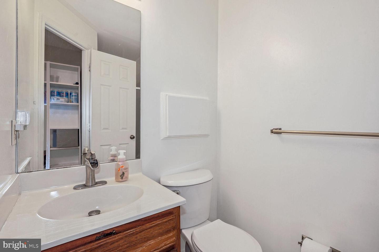 9001 GOLDEN SUNSET LANE