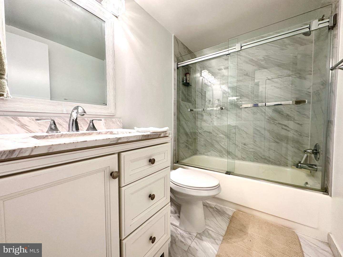 3100 S MANCHESTER STREET Unit: 602