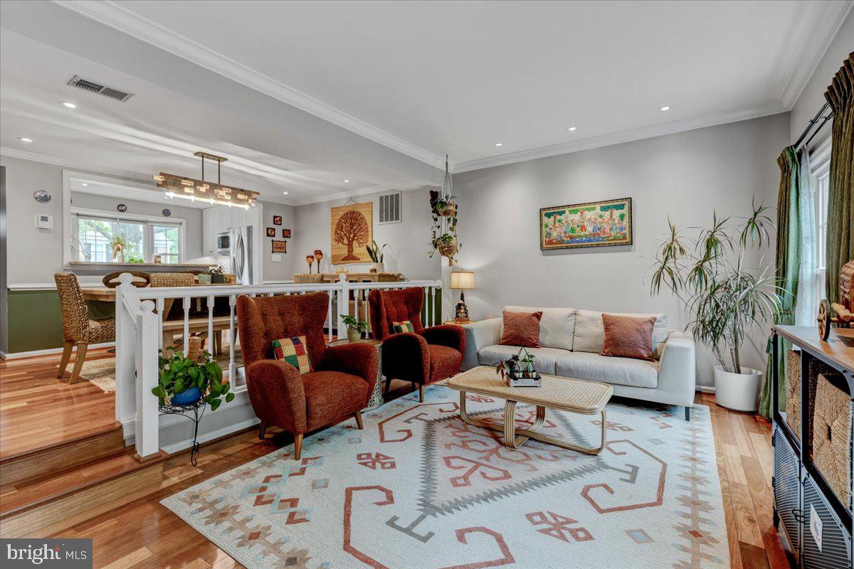 4321 GYPSY COURT