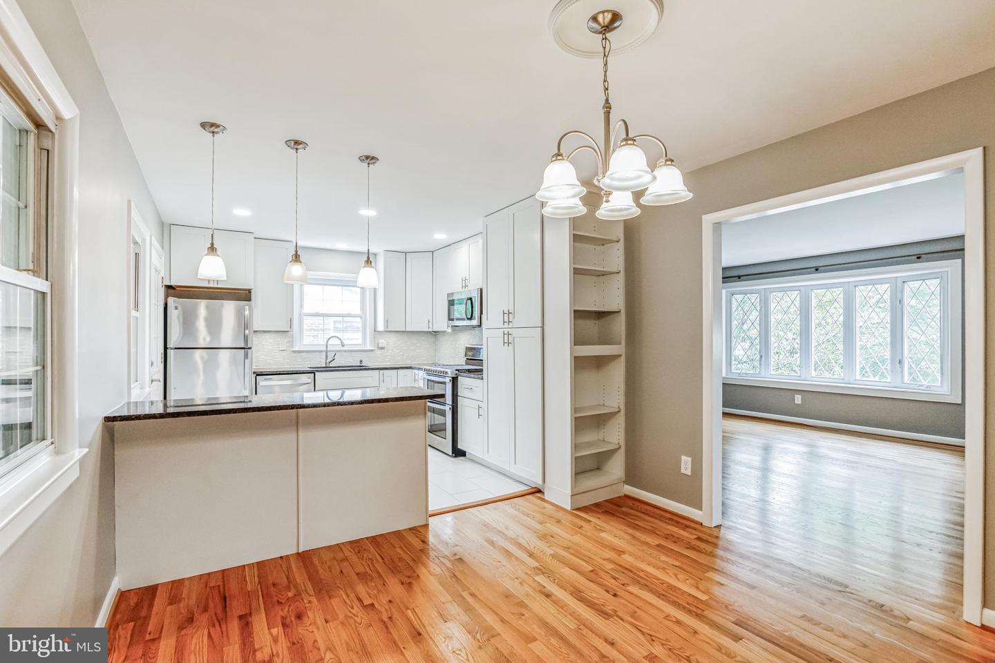 3428 RAMSGATE TERRACE