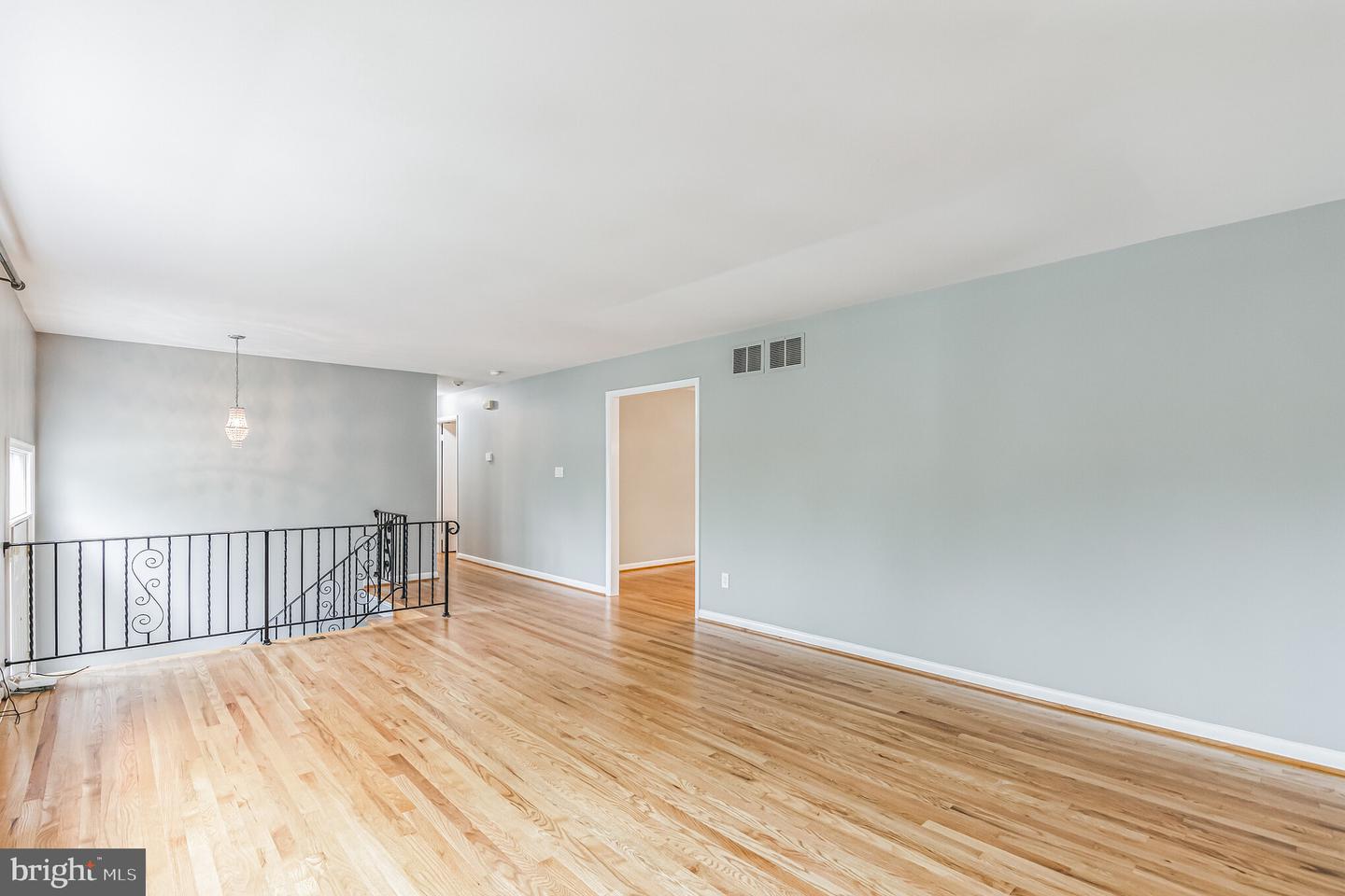 3428 RAMSGATE TERRACE