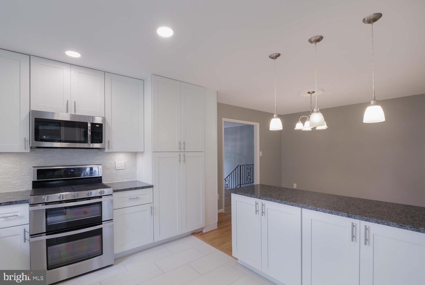 3428 RAMSGATE TERRACE