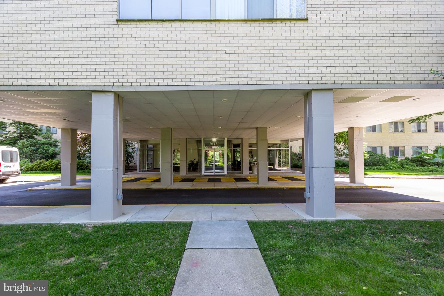 6631 WAKEFIELD DRIVE Unit: 612