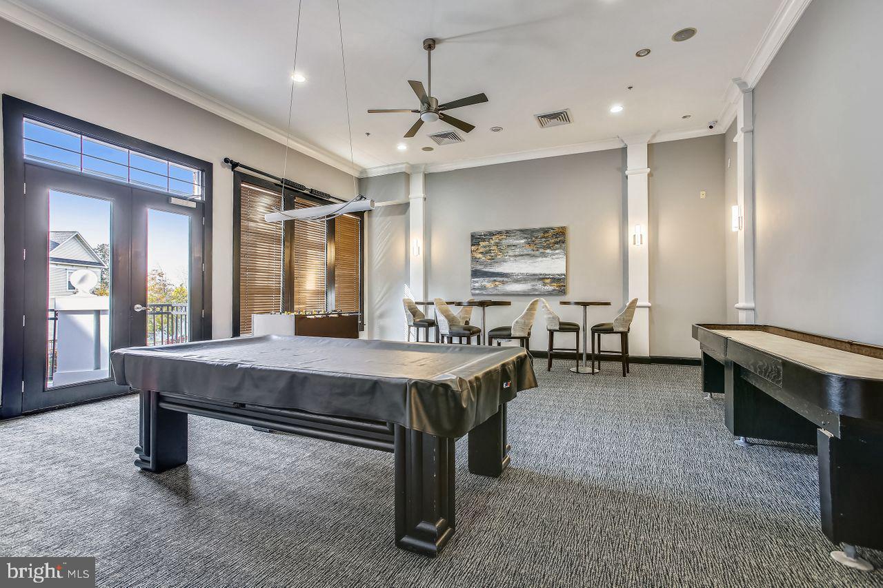 11395 ARISTOTLE DRIVE Unit: 11-313
