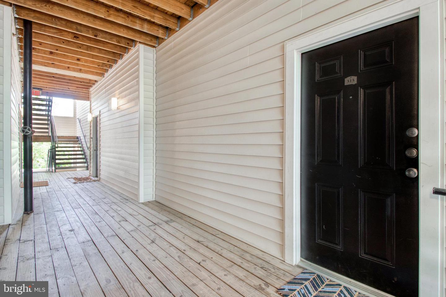 11395 ARISTOTLE DRIVE Unit: 11-313