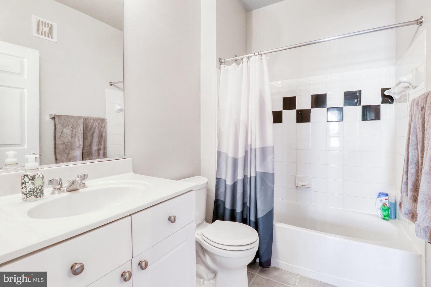 11395 ARISTOTLE DRIVE Unit: 11-313