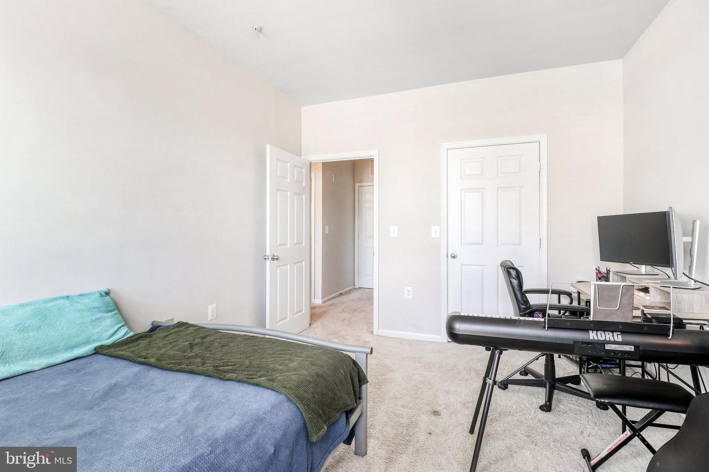 11395 ARISTOTLE DRIVE Unit: 11-313