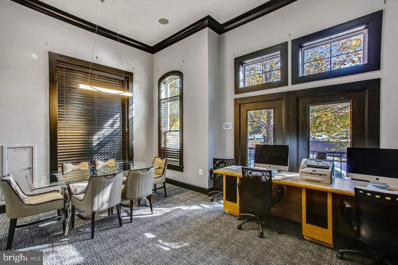 11395 ARISTOTLE DRIVE Unit: 11-313