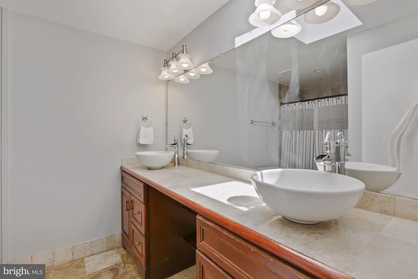 2120 WHISPERWOOD GLEN LANE
