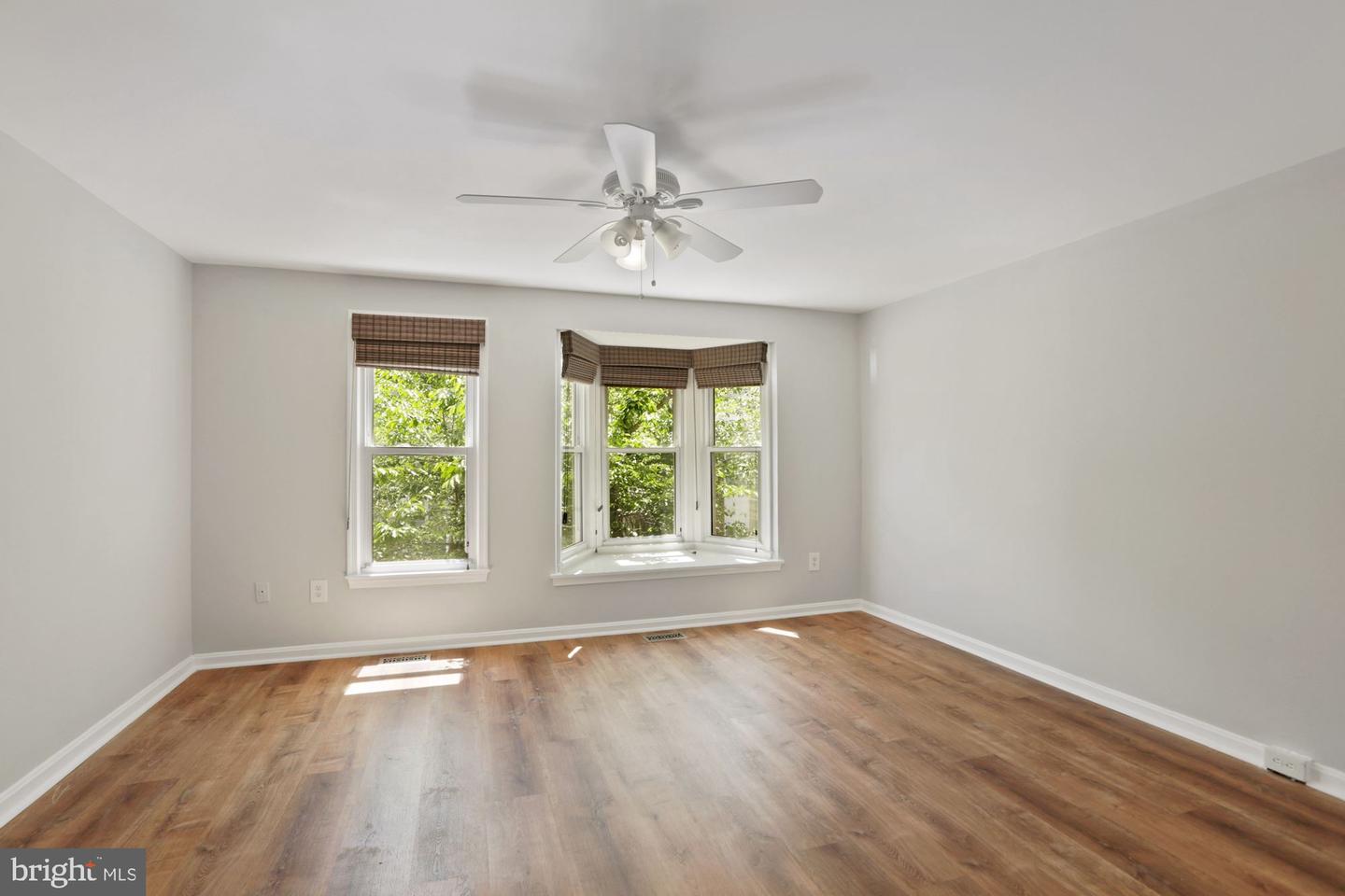 2120 WHISPERWOOD GLEN LANE