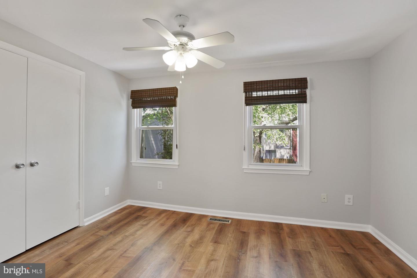 2120 WHISPERWOOD GLEN LANE