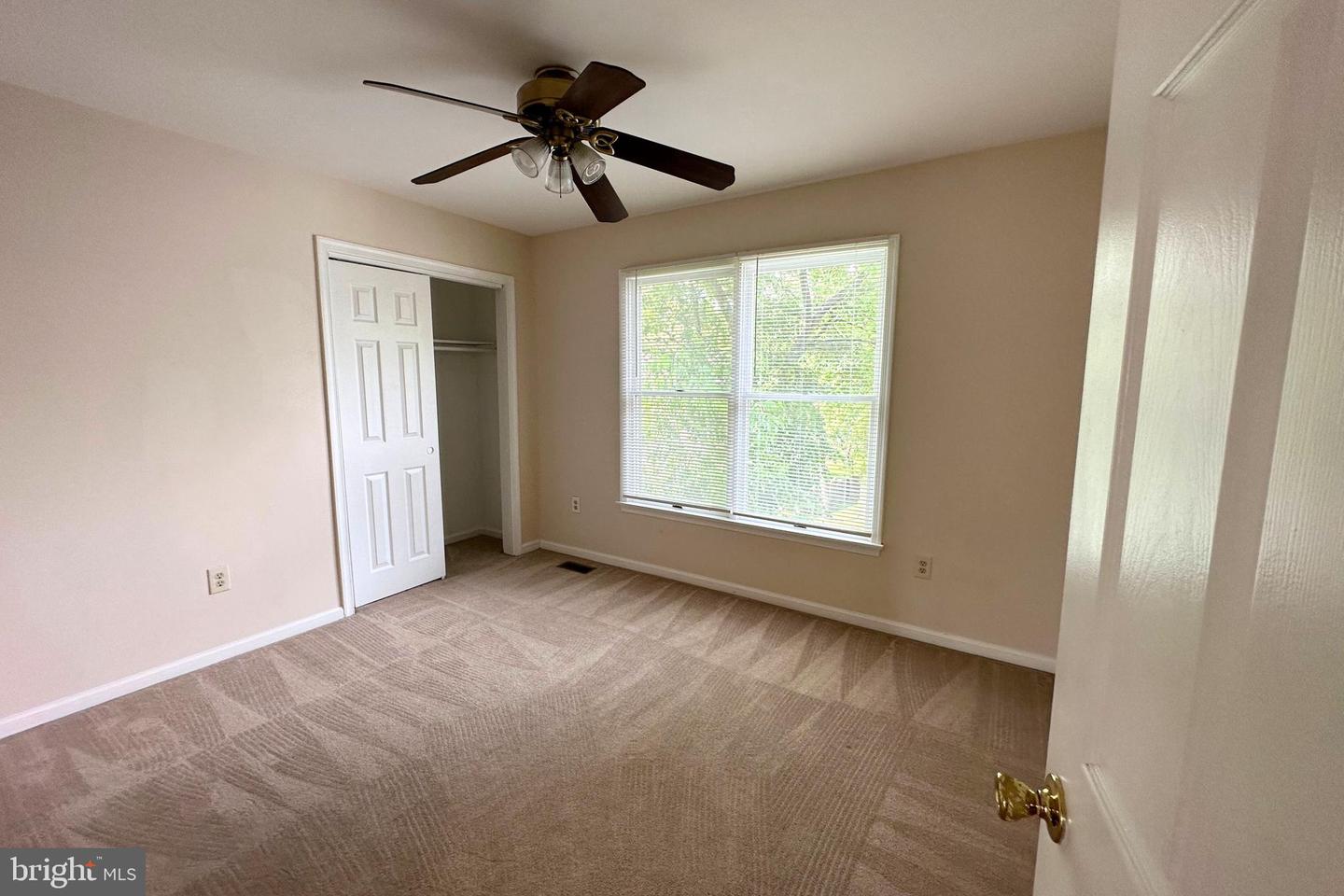 893 BROAD OAKS DRIVE
